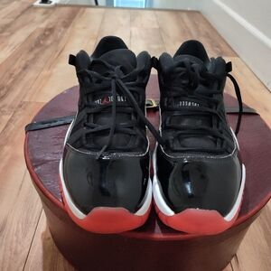 Michael Jordan 11 Low Top Sneakers